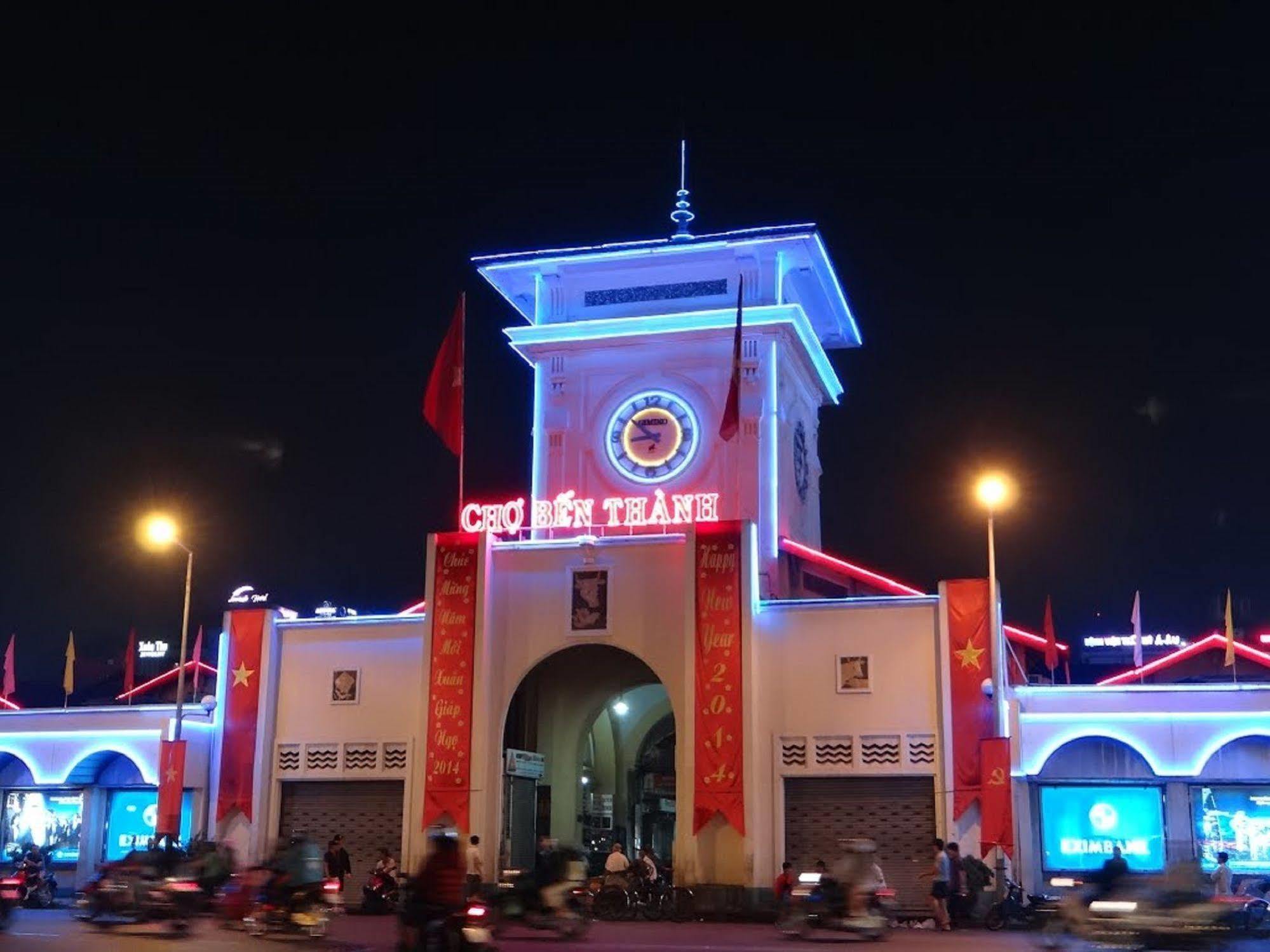 Quy Hung Hotel Central Ho-Chi-Minh-Stadt Exterior foto